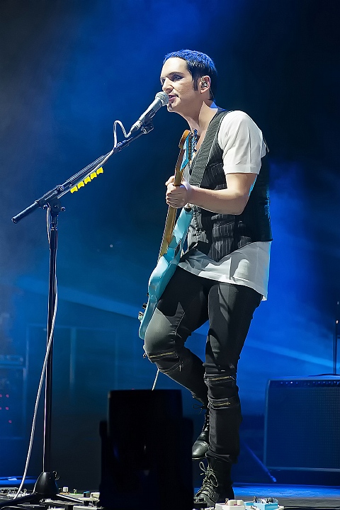 Placebo @ Sportpaleis 2016, picture 12, photographed by Edwin Houdevelt - FrontView Magazine