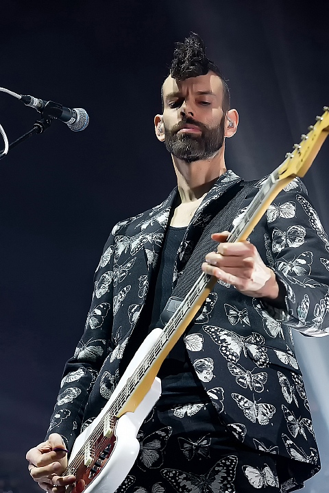Placebo @ Sportpaleis 2016, picture 21, photographed by Edwin Houdevelt - FrontView Magazine