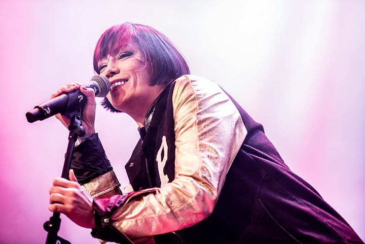 Republica @ Klokgebouw Eindhoven, picture 5, photographed by Luc Luyten - FrontView Magazine