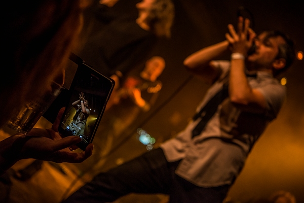 Senser @ Klokgebouw Eindhoven, picture 12, photographed by Luc Luyten - FrontView Magazine