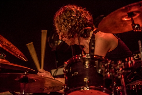 Senser @ Klokgebouw Eindhoven, picture 20, photographed by Luc Luyten - FrontView Magazine