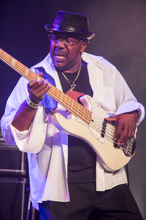 Mike Wheeler Band @ Blues In Schoten, picture 11, photographed by Marc Verdonck - FrontView Magazine