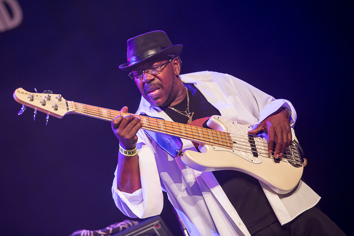 Mike Wheeler Band @ Blues In Schoten, picture 13, photographed by Marc Verdonck - FrontView Magazine