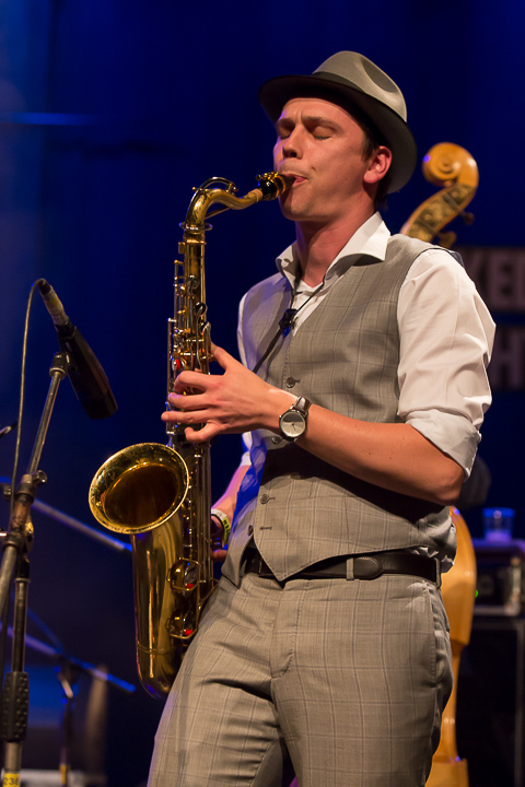 Shakedown Tim & The Rhythm Revue @ Blues In Schoten, picture 4, photographed by Marc Verdonck - FrontView Magazine