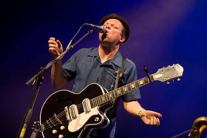 Shakedown Tim & The Rhythm Revue @ Blues In Schoten, picture 16, photographed by Marc Verdonck - FrontView Magazine