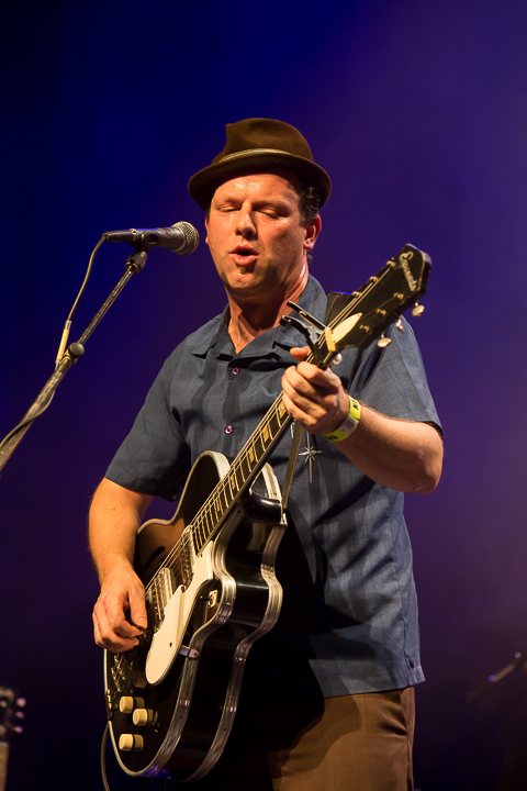 Shakedown Tim & The Rhythm Revue @ Blues In Schoten, picture 17, photographed by Marc Verdonck - FrontView Magazine