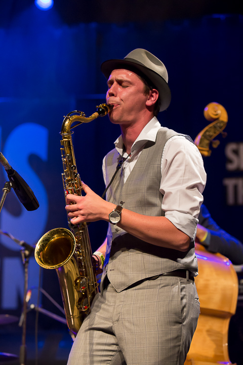 Shakedown Tim & The Rhythm Revue @ Blues In Schoten, picture 18, photographed by Marc Verdonck - FrontView Magazine
