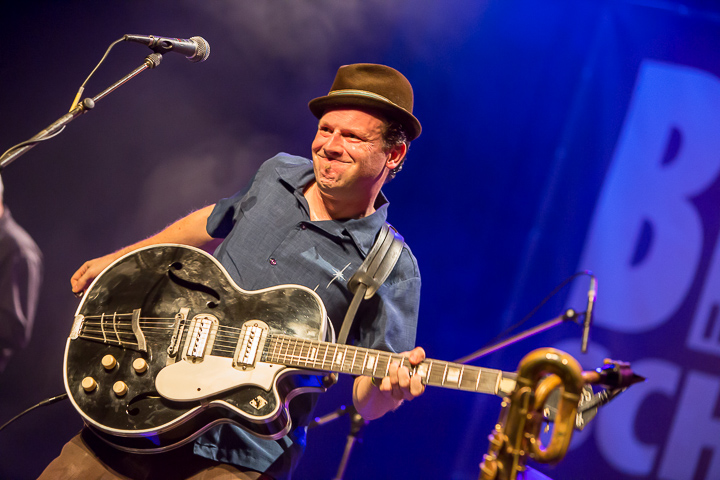 Shakedown Tim & The Rhythm Revue @ Blues In Schoten, picture 28, photographed by Marc Verdonck - FrontView Magazine