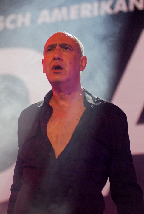 Sinner's Day 2016 @ Ethias Arena, picture 8, photographed by Peter Minnebo - FrontView Magazine