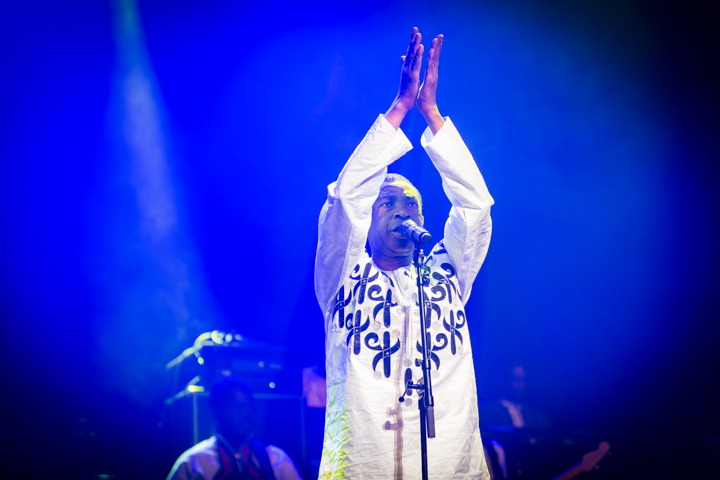 Youssou N'Dour @ De Roma, picture 3, photographed by Kristof Hayen - FrontView Magazine