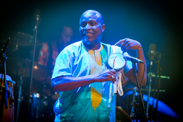 Youssou N'Dour @ De Roma, picture 8, photographed by Kristof Hayen - FrontView Magazine