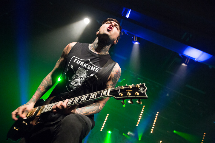 Pierce The Veil @ Trix, picture 6, photographed by Dorien Goetschalckx - FrontView Magazine