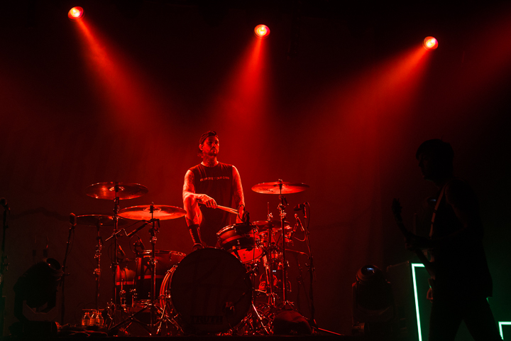 Pierce The Veil @ Trix, picture 12, photographed by Dorien Goetschalckx - FrontView Magazine