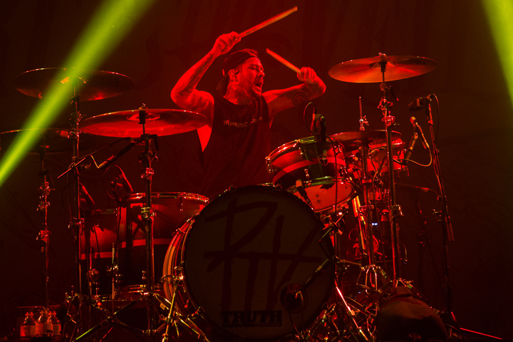 Pierce The Veil @ Trix, picture 14, photographed by Dorien Goetschalckx - FrontView Magazine