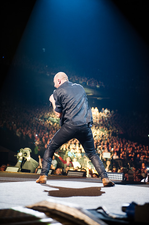 Stan Van Samang in't Groot @ Sportpaleis, picture 3, photographed by Dimitri Vanlommel - FrontView Magazine