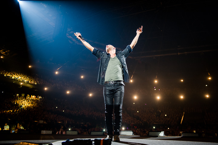 Stan Van Samang in't Groot @ Sportpaleis, picture 4, photographed by Dimitri Vanlommel - FrontView Magazine