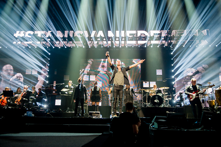 Stan Van Samang in't Groot @ Sportpaleis, picture 18, photographed by Dimitri Vanlommel - FrontView Magazine