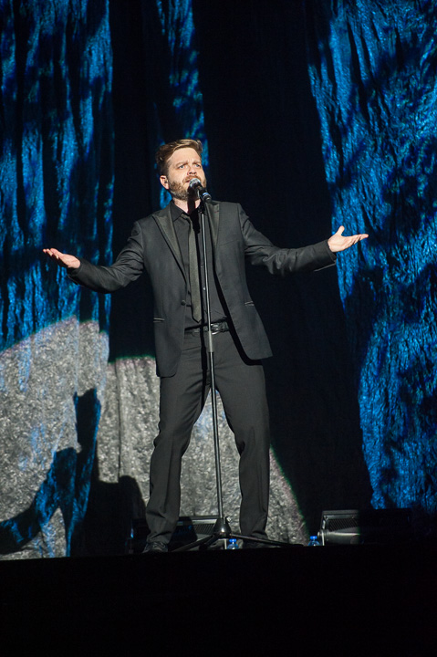 Udo Voorprogramma Stan Van Samang @ Sportpaleis, picture 5, photographed by Dimitri Vanlommel - FrontView Magazine