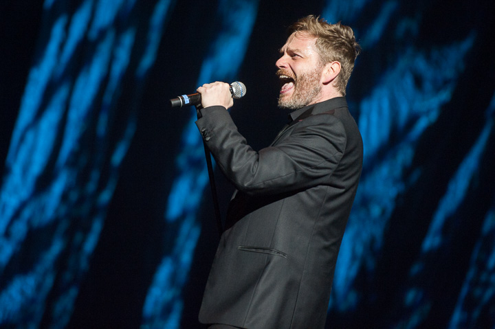 Udo Voorprogramma Stan Van Samang @ Sportpaleis, picture 7, photographed by Dimitri Vanlommel - FrontView Magazine