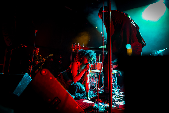 Dario mars & the guillotines @ Het Depot, foto 10, foto's door Kristof Hayen - FrontView Magazine