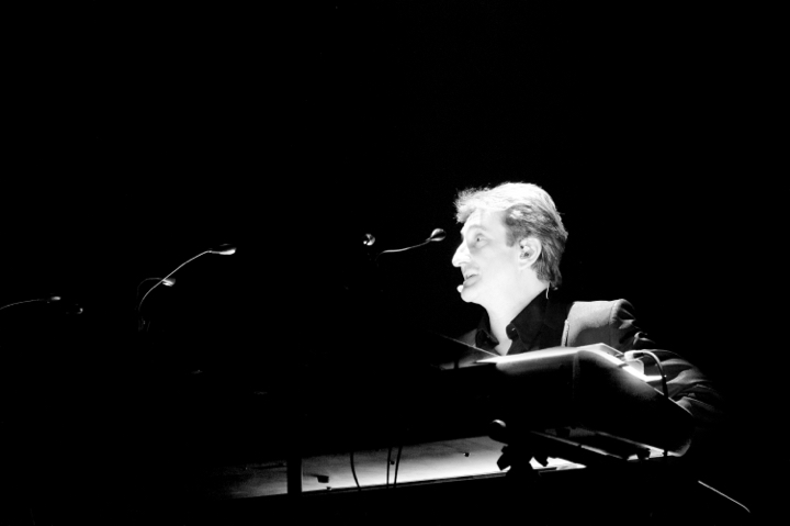 Charles Aznavour Lotto Arena, picture 2, photographed by Bart Baevegems - FrontView Magazine