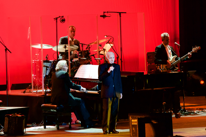 Charles Aznavour Lotto Arena, picture 15, photographed by Bart Baevegems - FrontView Magazine