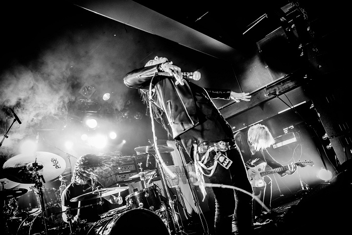 Death Valley High @ Muziekodroom, foto 30, foto's door Luc Luyten - FrontView Magazine