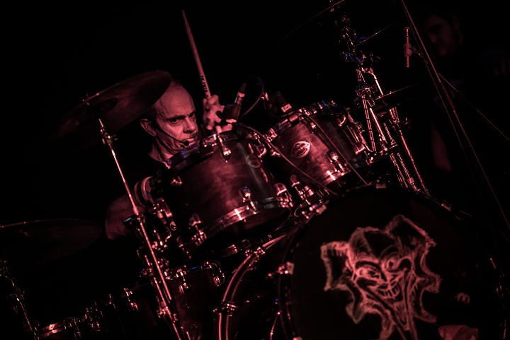 Killing Joke @ Muziekodroom, picture 19, photographed by Luc Luyten - FrontView Magazine