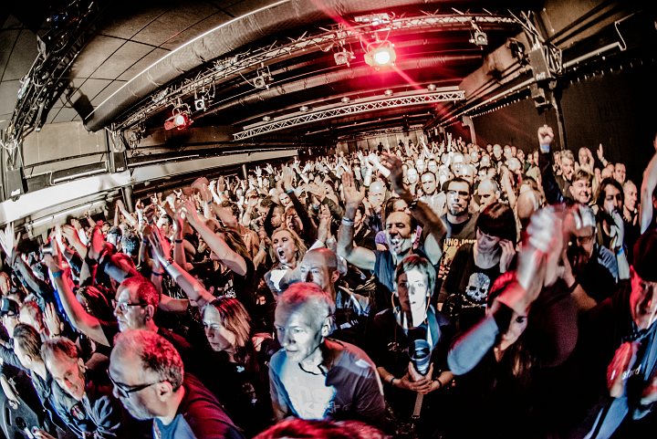 Killing Joke @ Muziekodroom, picture 28, photographed by Luc Luyten - FrontView Magazine
