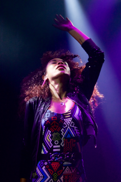 Flavia Coelho @ AB Club, picture 5, photographed by Bart Baevegems - FrontView Magazine