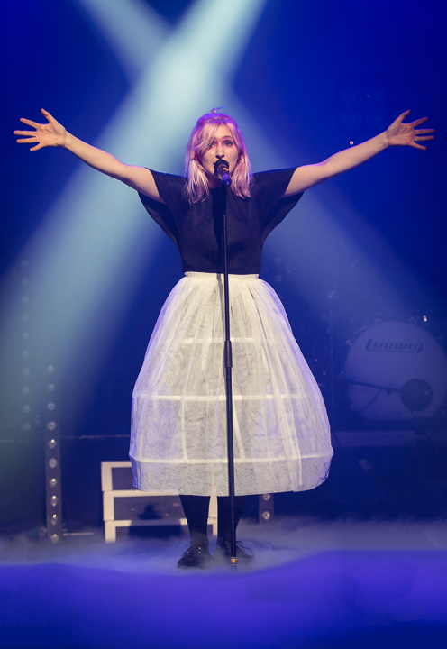 Alice On The Roof @ Ancienne Belgique, picture 7, photographed by Jan van Hecke - FrontView Magazine