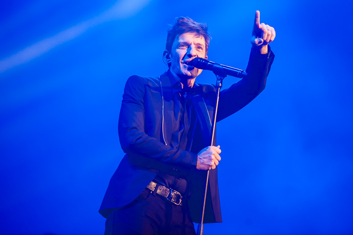 Clouseau danst @ Sportpaleis, picture 1, photographed by Dimitri Vanlommel - FrontView Magazine