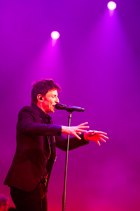 Clouseau danst @ Sportpaleis, picture 3, photographed by Dimitri Vanlommel - FrontView Magazine