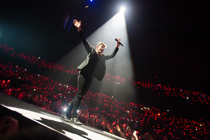 Clouseau danst @ Sportpaleis, picture 10, photographed by Dimitri Vanlommel - FrontView Magazine