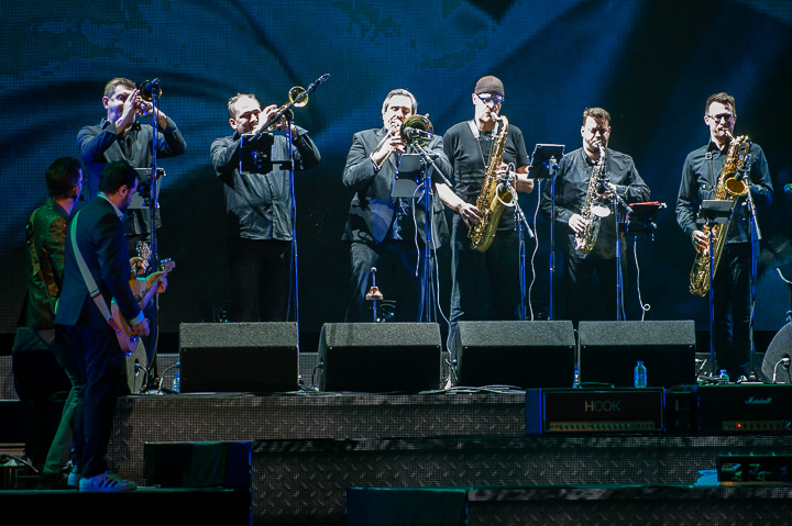 Clouseau danst @ Sportpaleis, picture 19, photographed by Dimitri Vanlommel - FrontView Magazine
