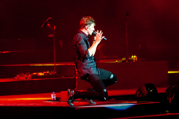 Clouseau danst @ Sportpaleis, picture 35, photographed by Dimitri Vanlommel - FrontView Magazine