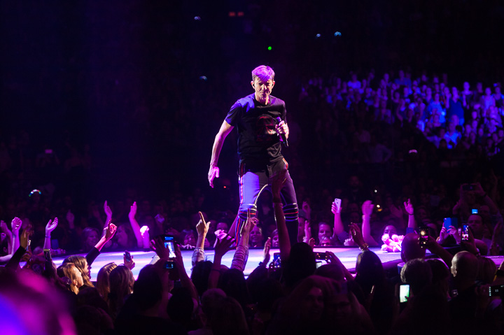 Clouseau danst @ Sportpaleis, picture 65, photographed by Dimitri Vanlommel - FrontView Magazine