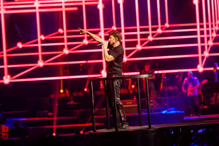 Clouseau danst @ Sportpaleis, picture 71, photographed by Dimitri Vanlommel - FrontView Magazine