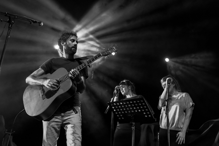 Head Full of Flames @ Het Depot, picture 7, photographed by Kristof Hayen - FrontView Magazine