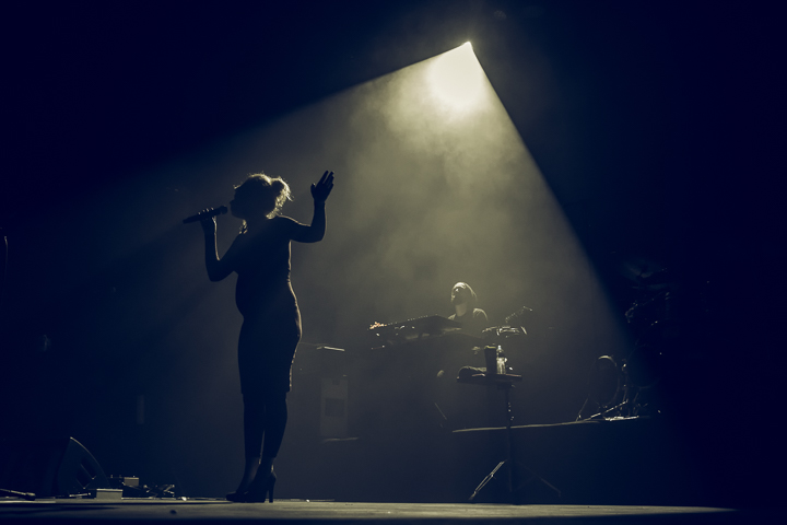 Selah Sue @ 013, picture 1, photographed by Dorien Goetschalckx - FrontView Magazine