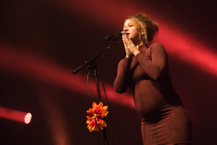 Selah Sue @ 013, picture 6, photographed by Dorien Goetschalckx - FrontView Magazine