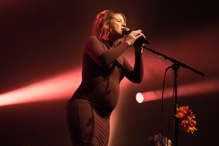 Selah Sue @ 013, picture 8, photographed by Dorien Goetschalckx - FrontView Magazine