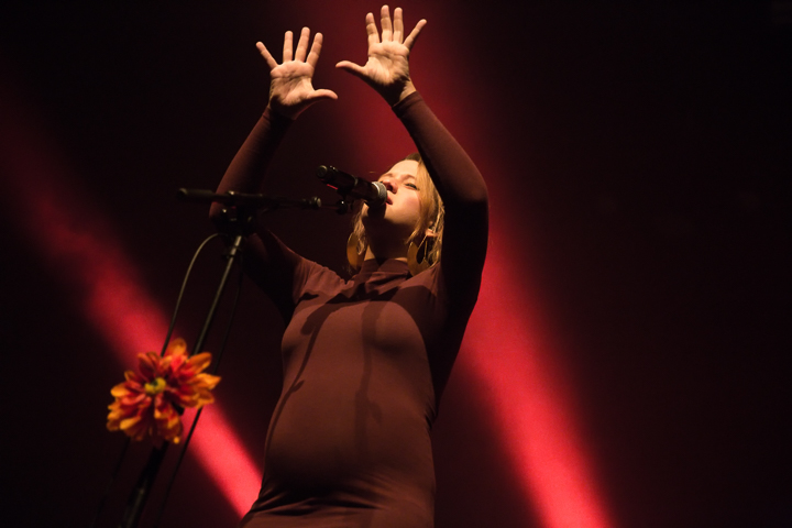 Selah Sue @ 013, picture 9, photographed by Dorien Goetschalckx - FrontView Magazine