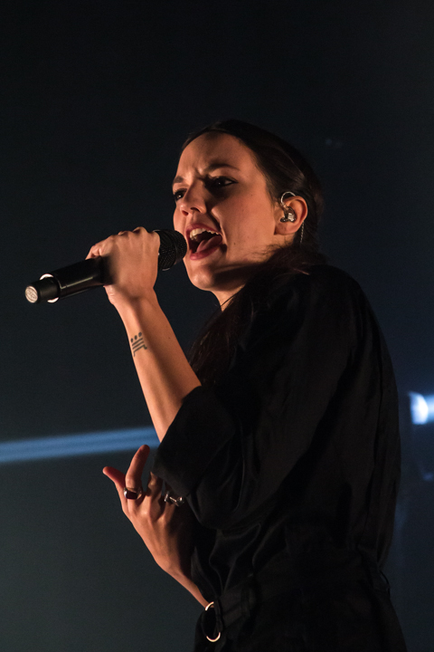 JAIN @ Ancienne Belgique, picture 5, photographed by Dieter  Boone - FrontView Magazine