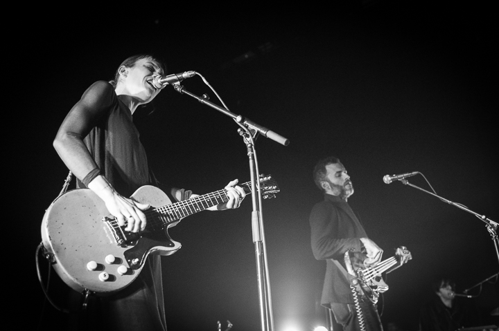 Trixie Whitley @ Het Depot, picture 2, photographed by Jan van Hecke - FrontView Magazine