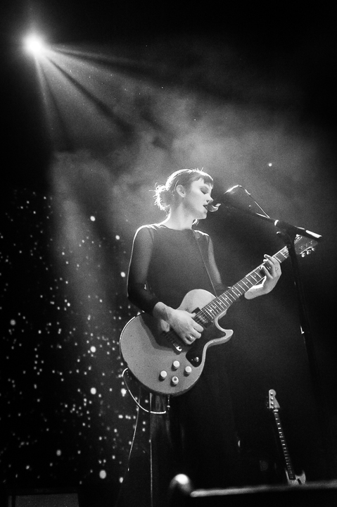 Trixie Whitley @ Het Depot, picture 6, photographed by Jan van Hecke - FrontView Magazine