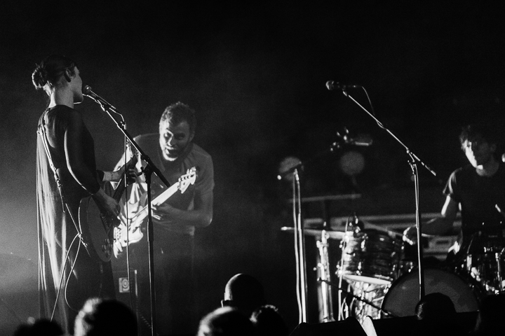 Trixie Whitley @ Het Depot, picture 17, photographed by Jan van Hecke - FrontView Magazine