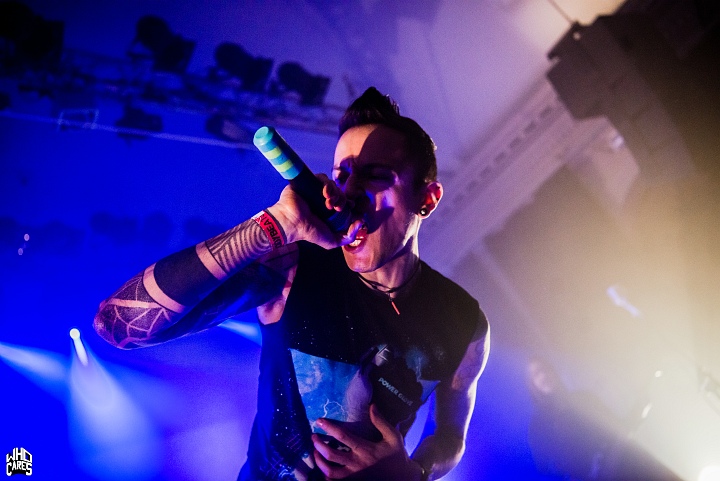 Super Dragon Punch @ Bimfest, picture 1, photographed by Luc Luyten - FrontView Magazine