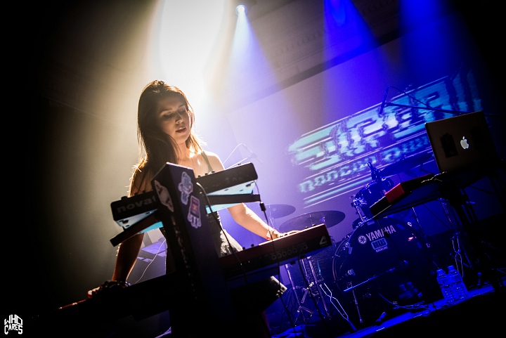 Super Dragon Punch @ Bimfest, picture 4, photographed by Luc Luyten - FrontView Magazine