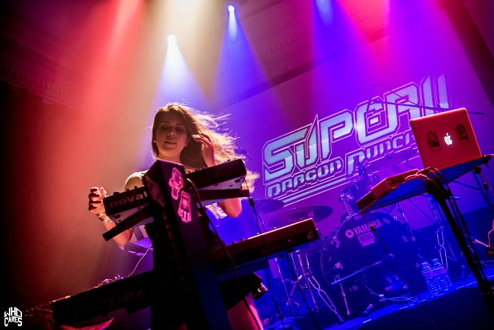 Super Dragon Punch @ Bimfest, picture 5, photographed by Luc Luyten - FrontView Magazine